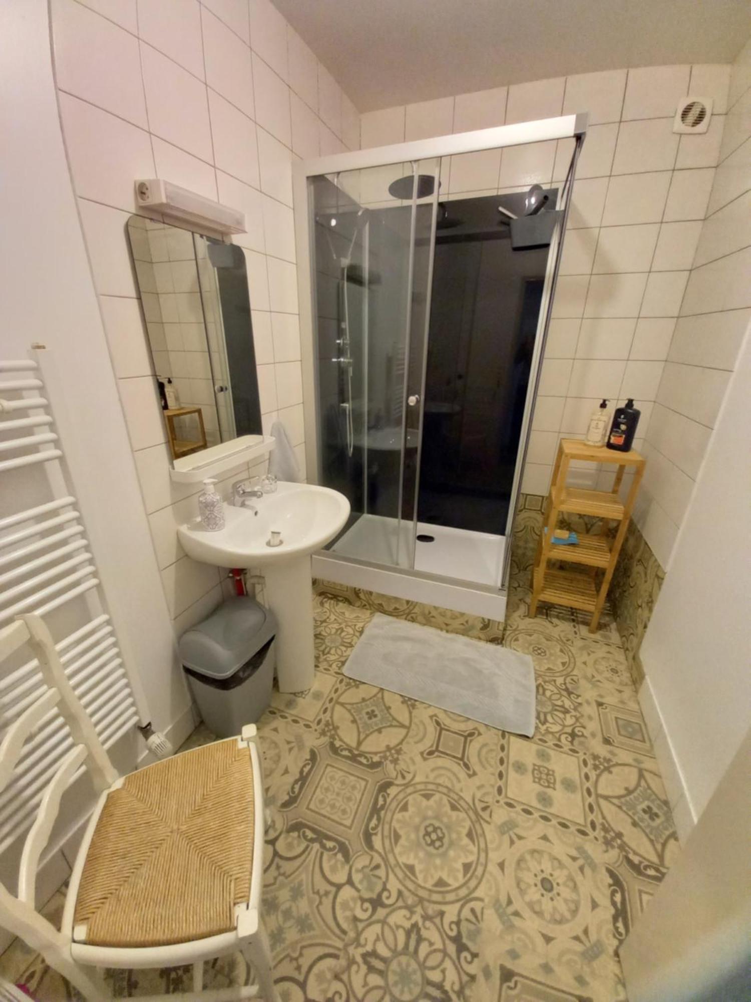 Appartement, 2Eme Etage Avec Piscine Partagee Седан Екстериор снимка
