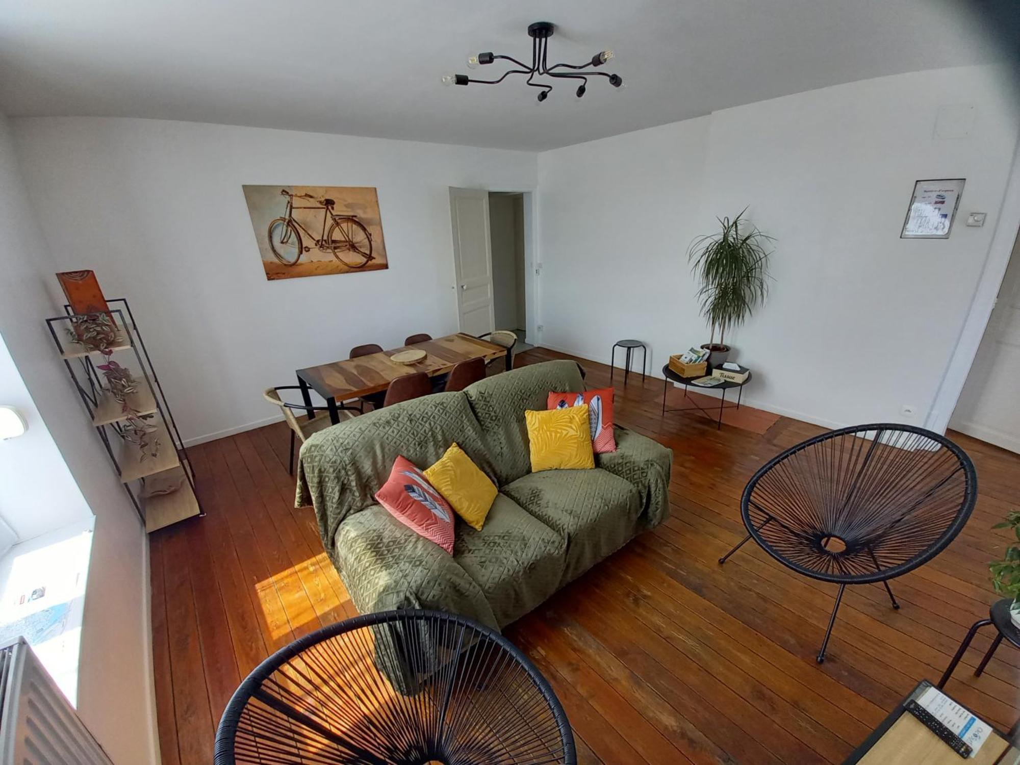 Appartement, 2Eme Etage Avec Piscine Partagee Седан Екстериор снимка